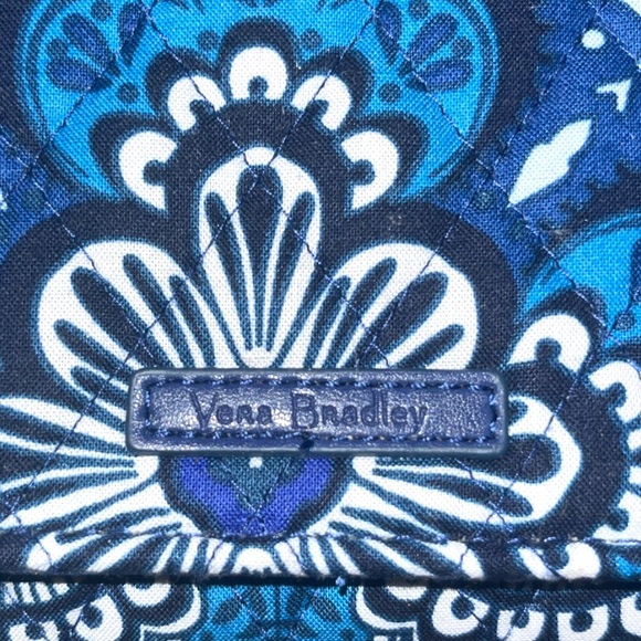Vera Bradley tapestry wallet - Picture 2 of 5